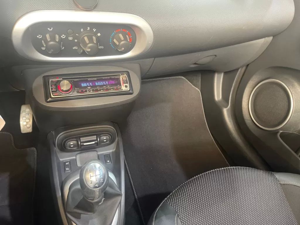 renault-wind-2011-gasolina-1149cc