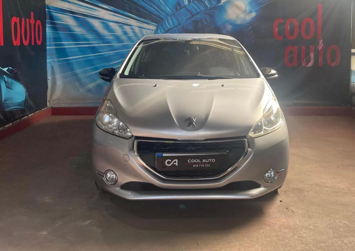 peugeot-208-2013-gasolina-1199cc