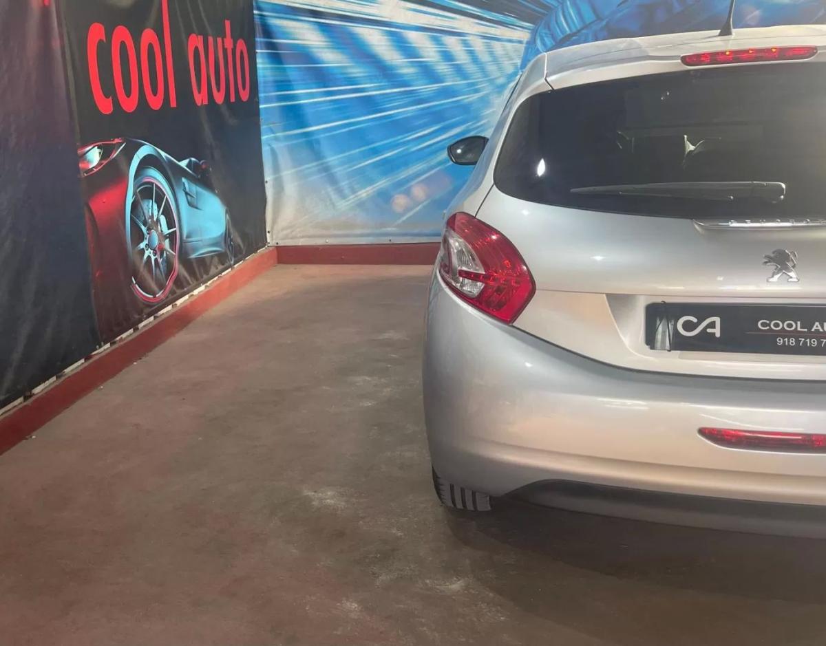 peugeot-208-2013-gasolina-1199cc