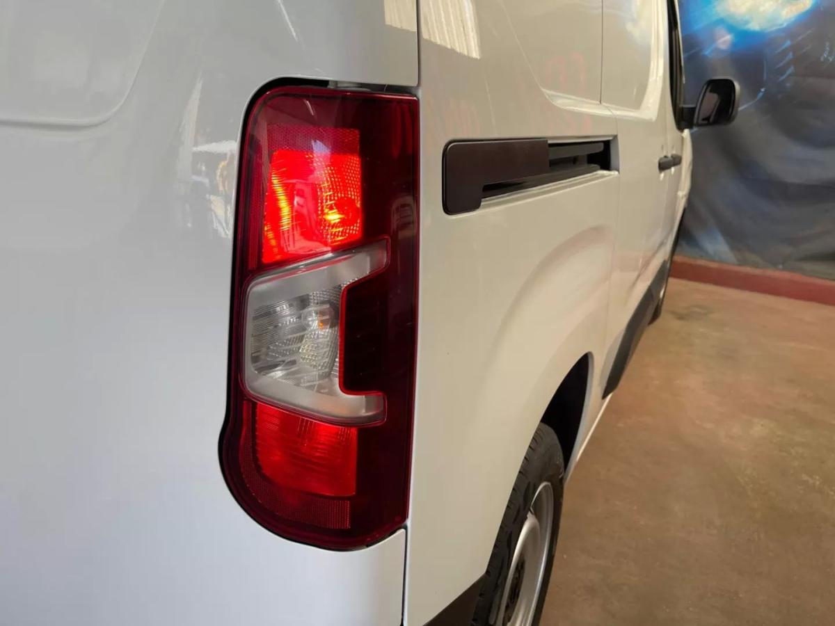 opel-combo-2023-diesel-1499cc