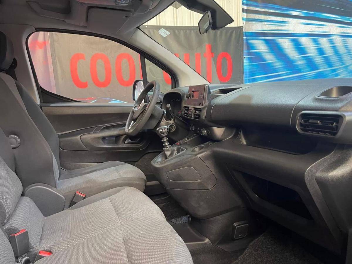 opel-combo-2023-diesel-1499cc