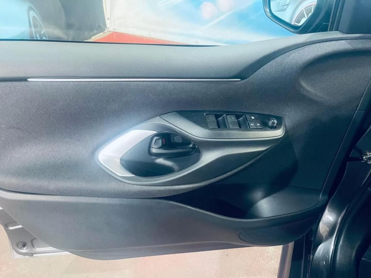 toyota-yaris-2023-gasolina-998cc