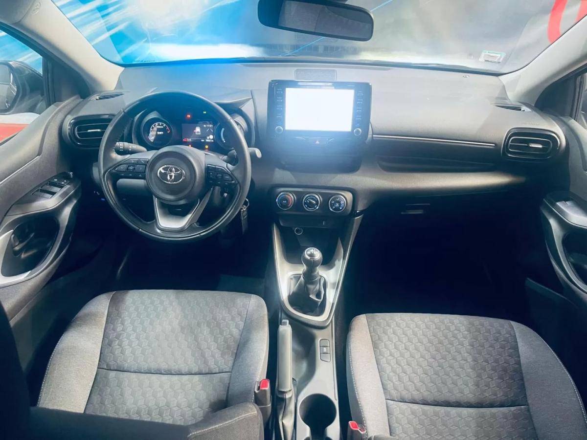 toyota-yaris-2023-gasolina-998cc