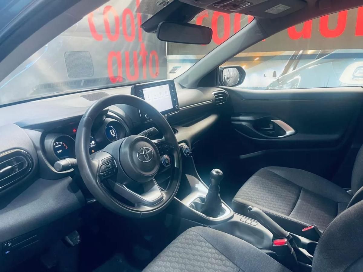 toyota-yaris-2023-gasolina-998cc
