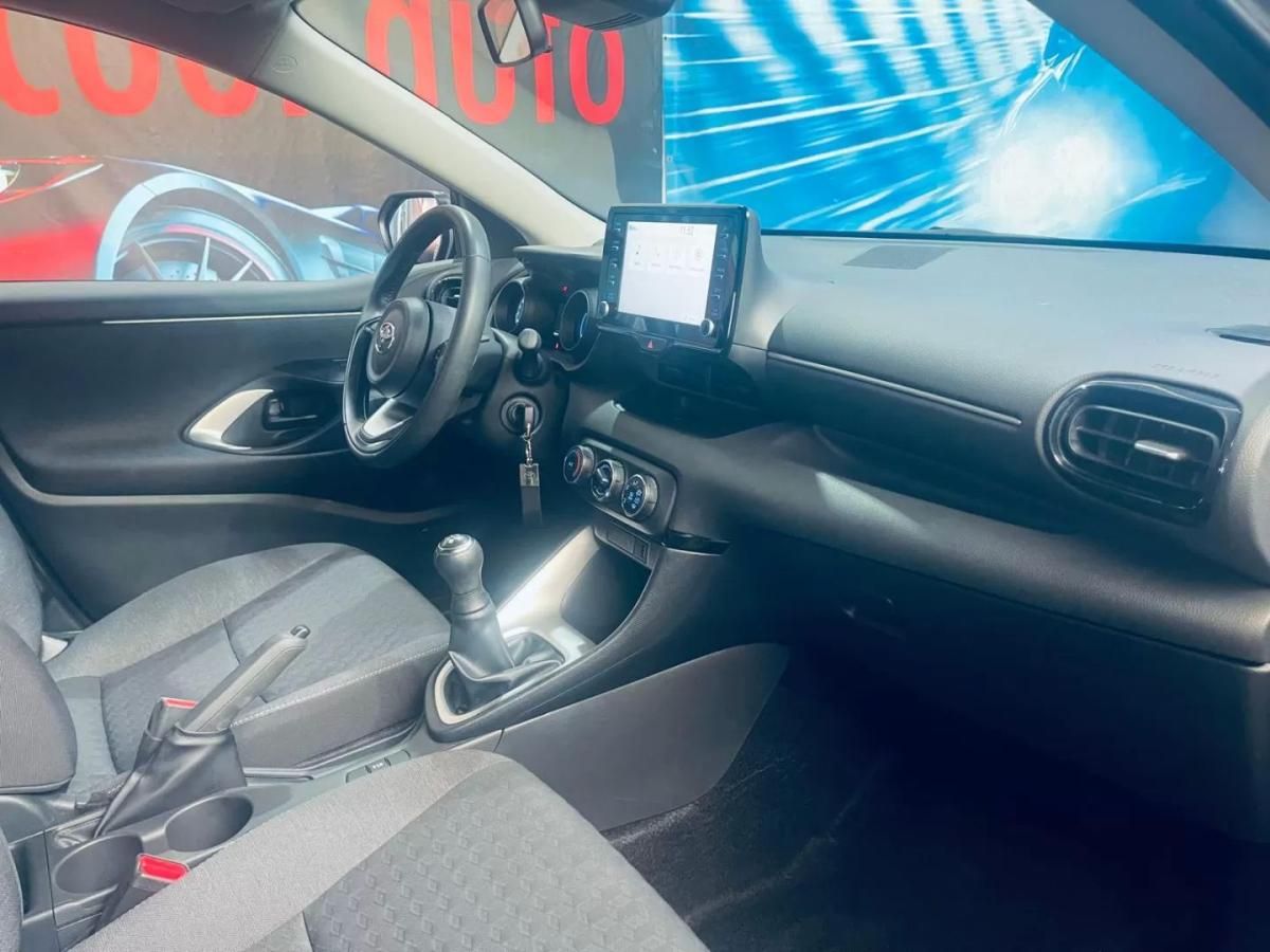toyota-yaris-2023-gasolina-998cc
