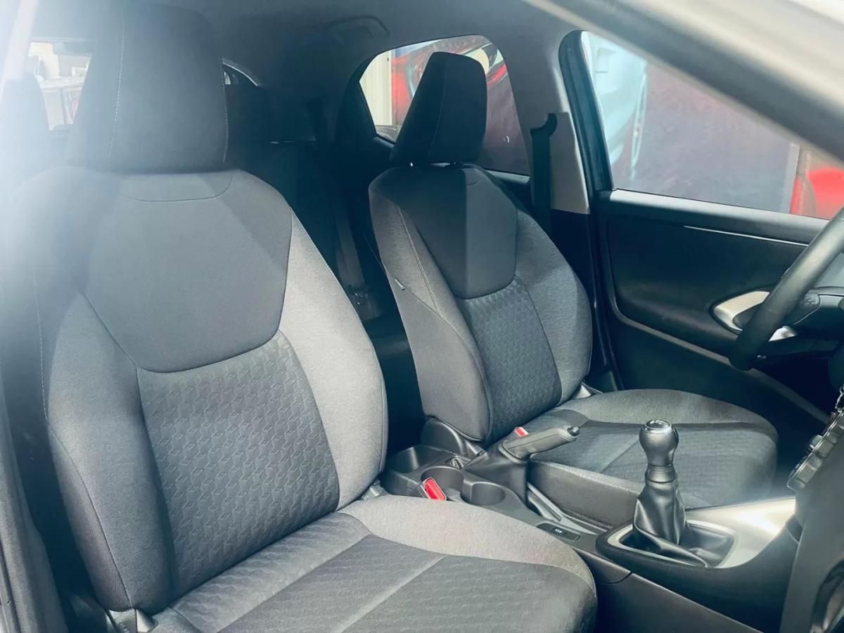 toyota-yaris-2023-gasolina-998cc