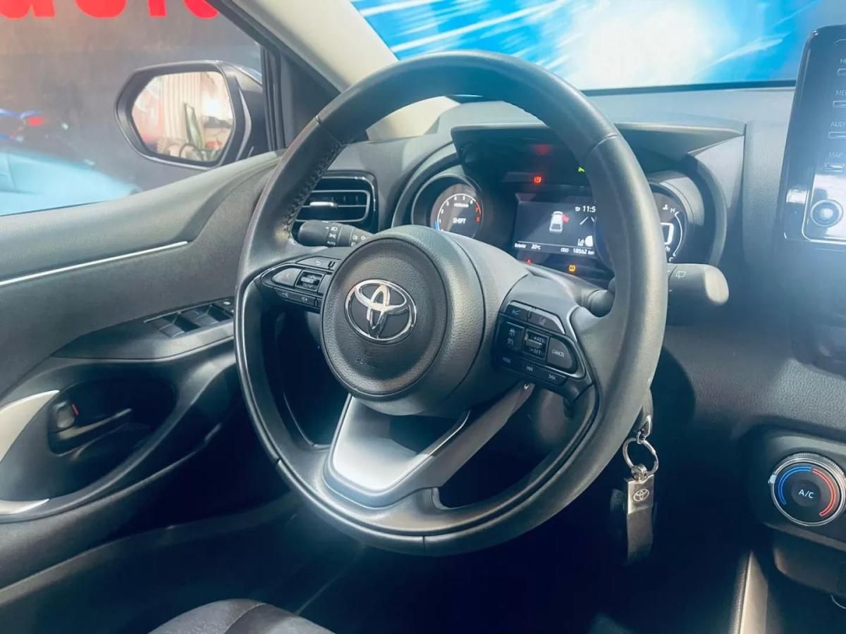 toyota-yaris-2023-gasolina-998cc