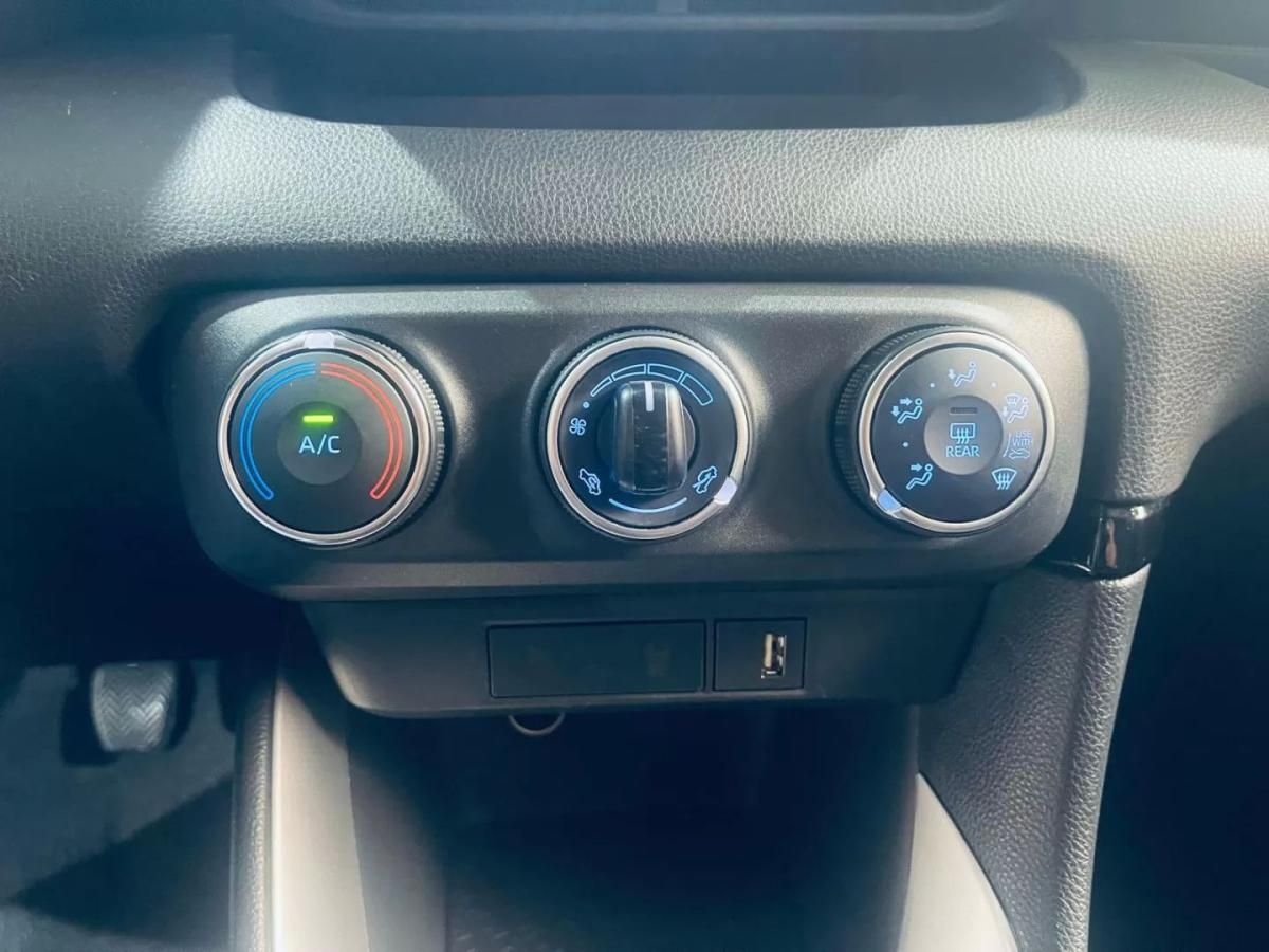 toyota-yaris-2023-gasolina-998cc
