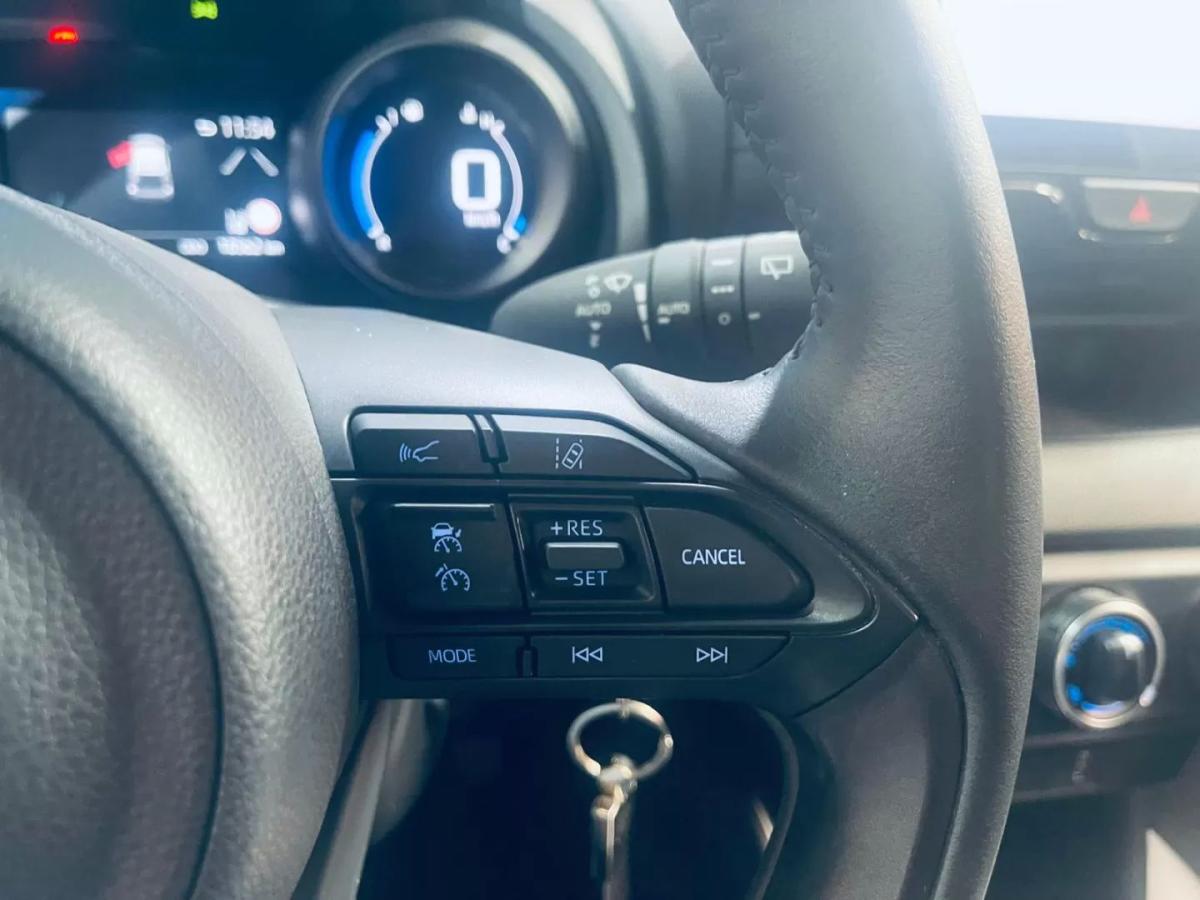 toyota-yaris-2023-gasolina-998cc