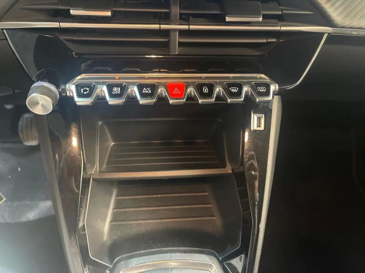 peugeot-208-2023-gasolina-1199cc