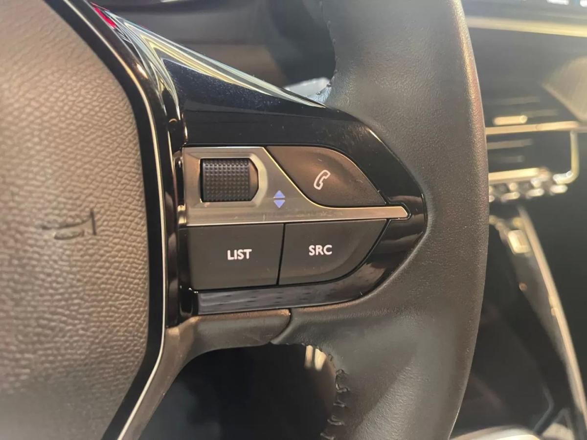 peugeot-208-2023-gasolina-1199cc