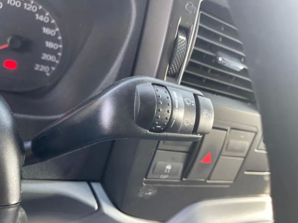ford-transit-2012-diesel-2200cc