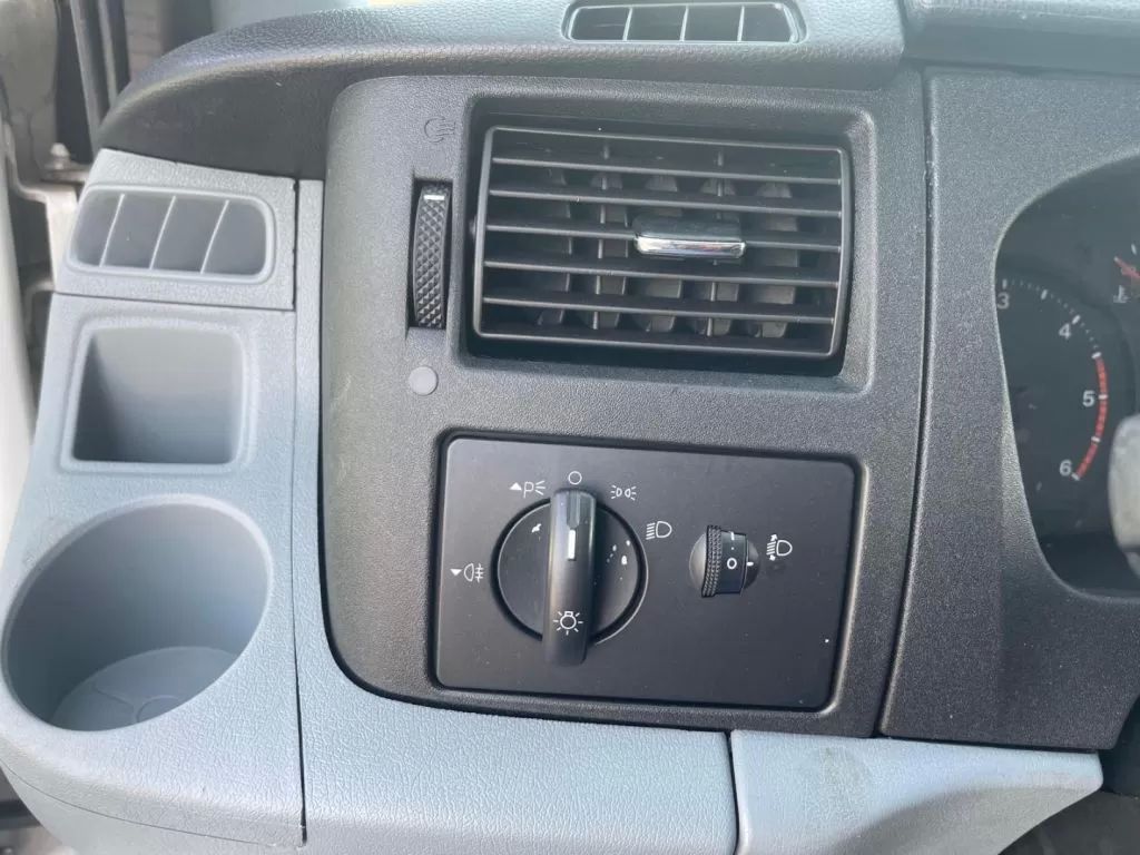 ford-transit-2012-diesel-2200cc