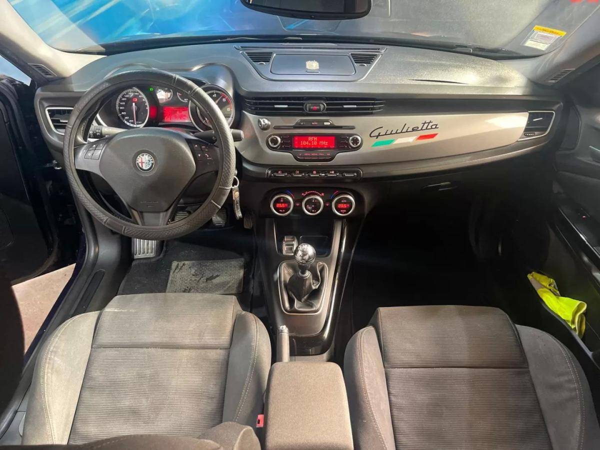alfa-romeo-giulietta-2011-diesel-1598cc
