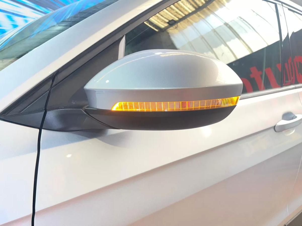 volkswagen-t-cross-2024-gasolina-999cc