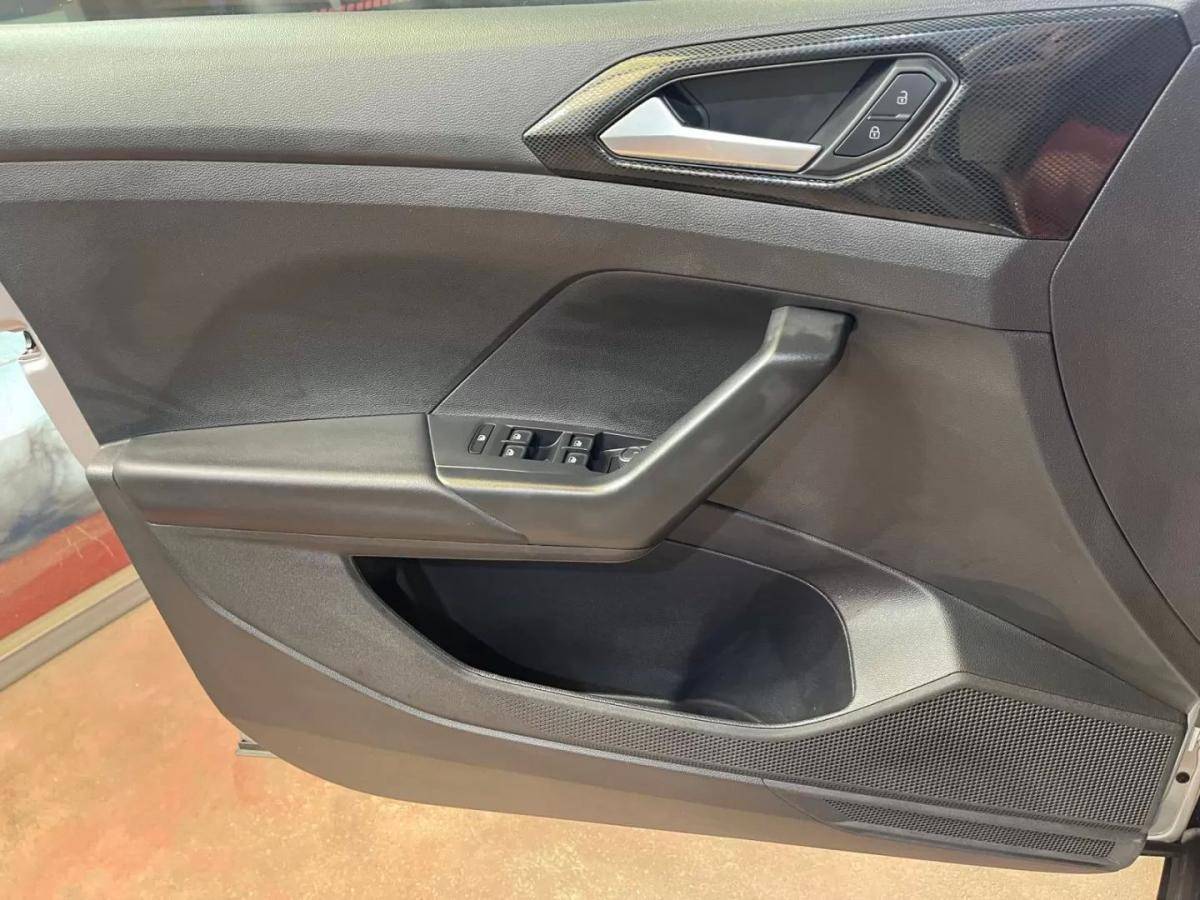 volkswagen-t-cross-2024-gasolina-999cc