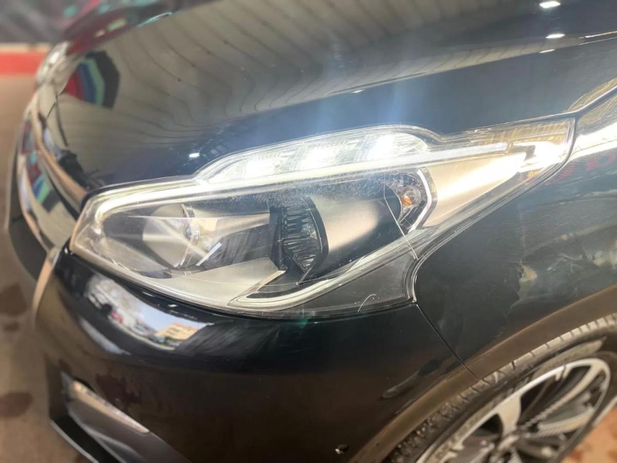 peugeot-208-2018-gasolina-1199cc