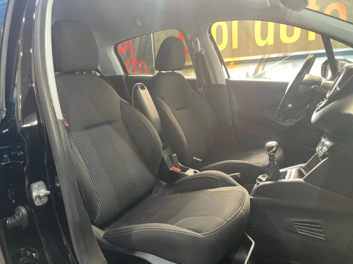 peugeot-208-2018-gasolina-1199cc