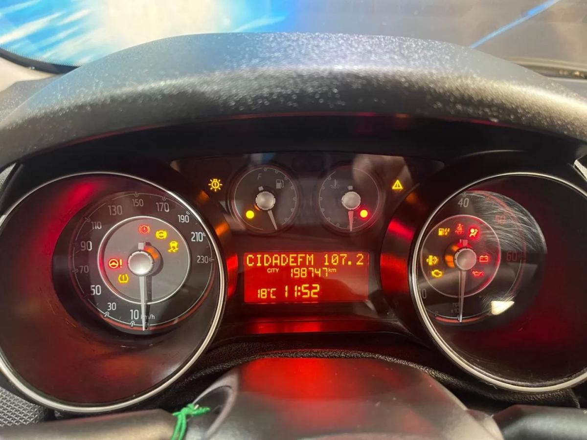 fiat-punto-2015-diesel-1248cc