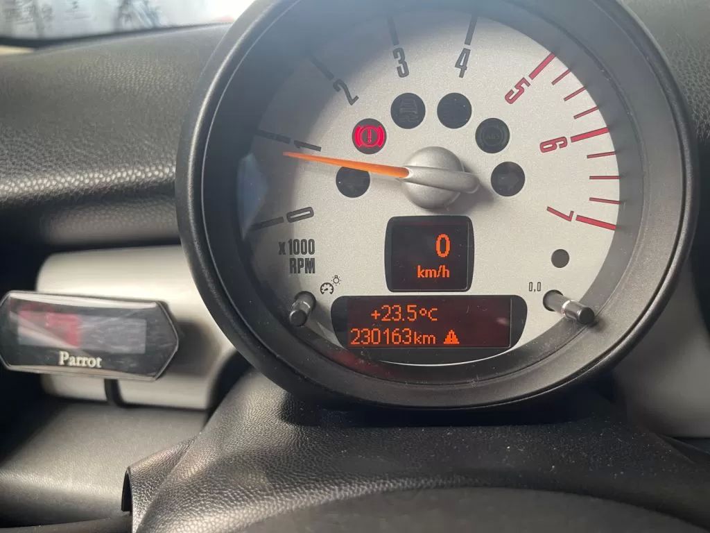 mini-one-2011-diesel-1560cc
