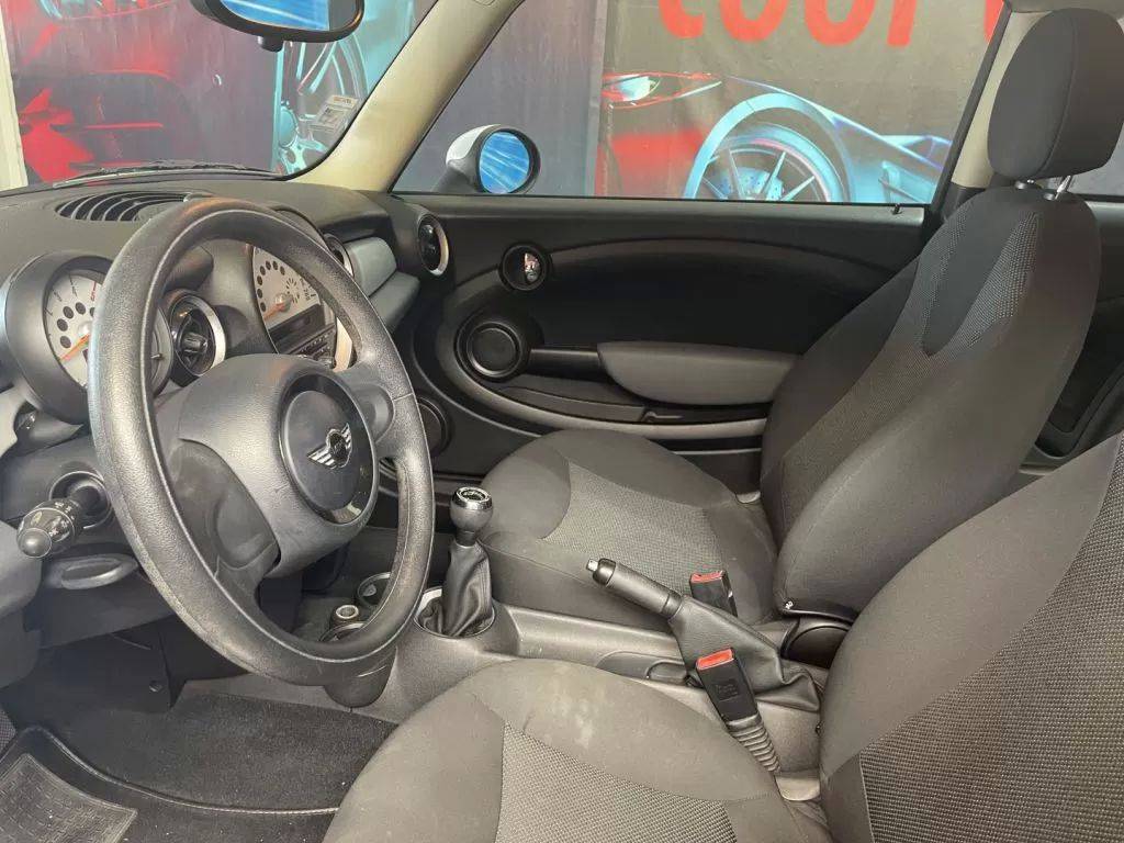 mini-one-2011-diesel-1560cc
