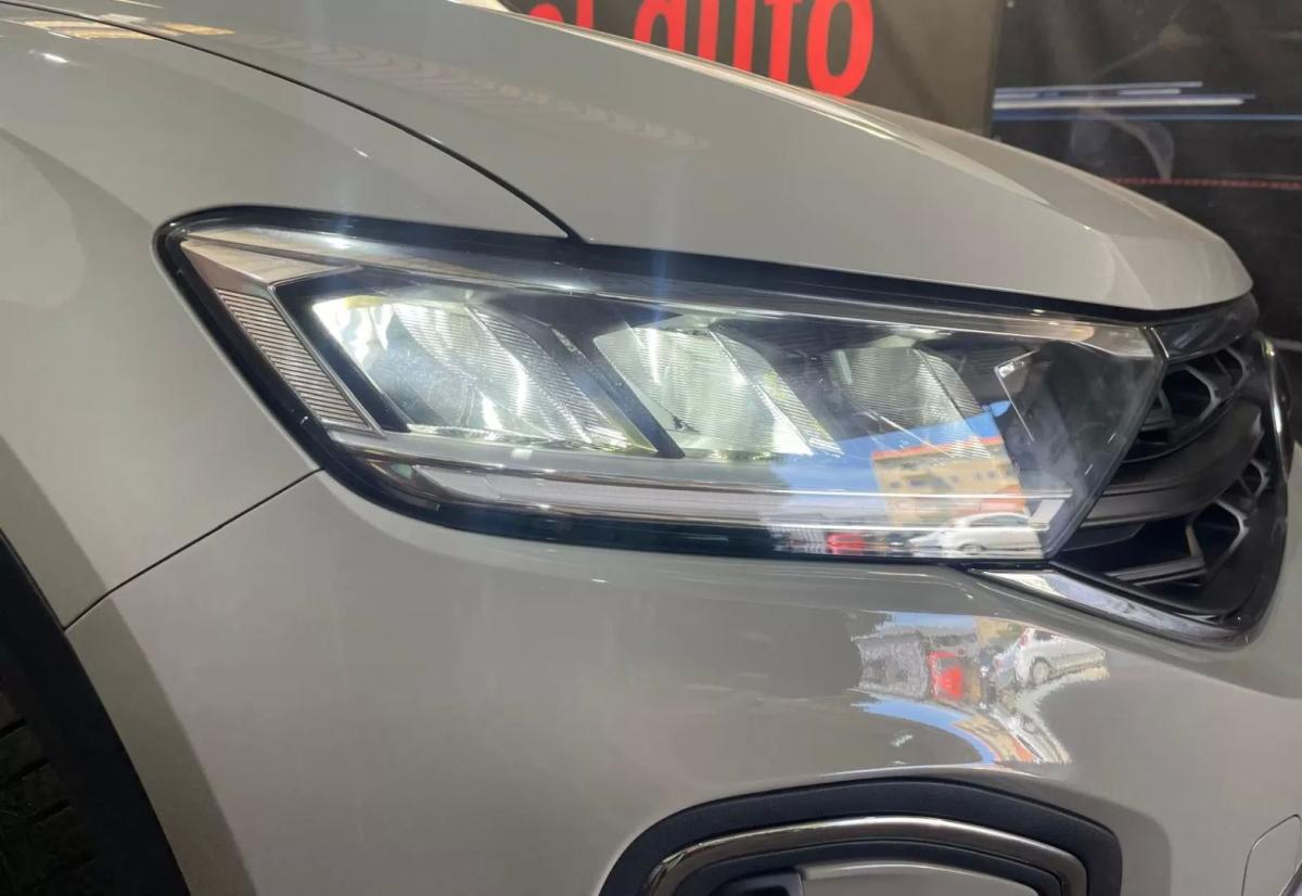 volkswagen-t-roc-2024-gasolina-999cc