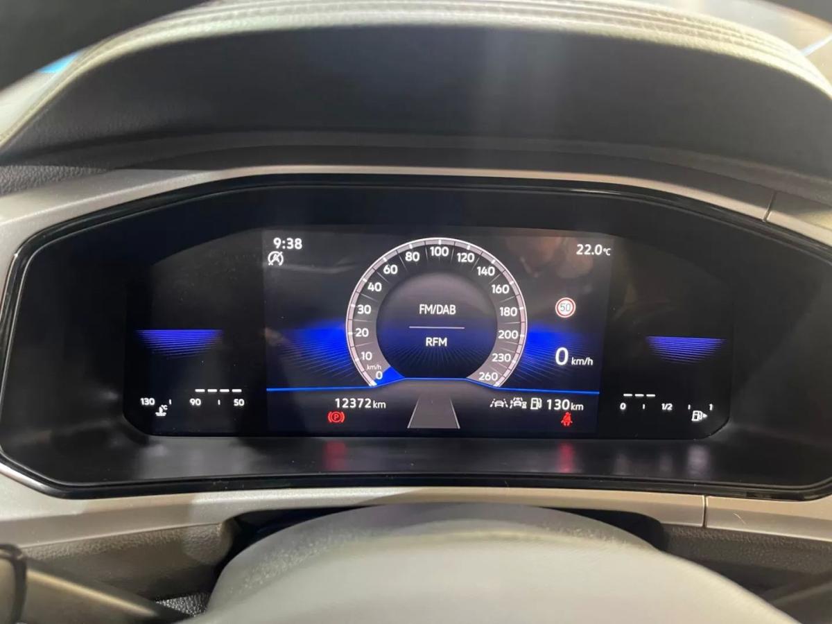 volkswagen-t-roc-2024-gasolina-999cc