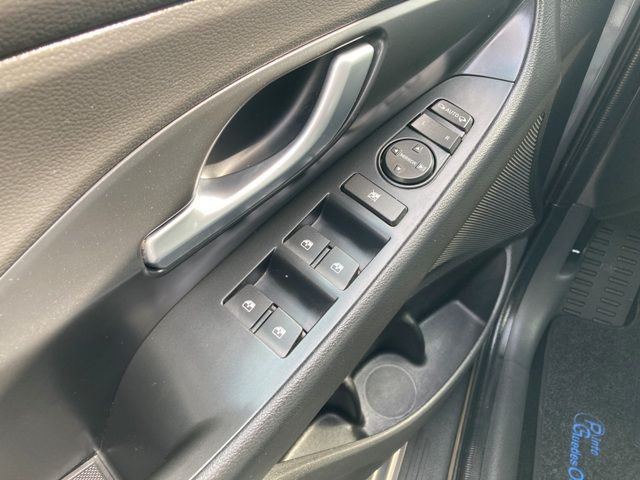 hyundai-i30-2021-diesel-1598cc