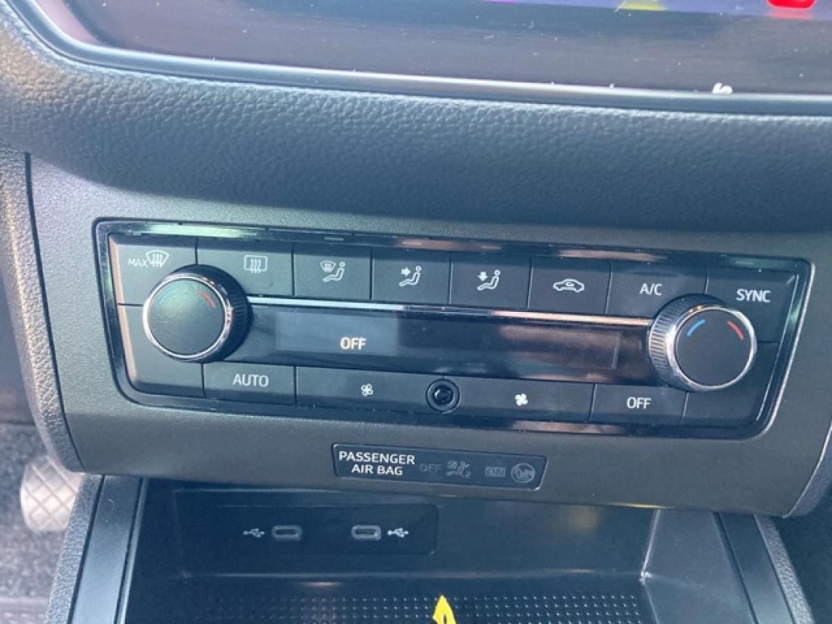 seat-ibiza-2021-gasolina-999cc
