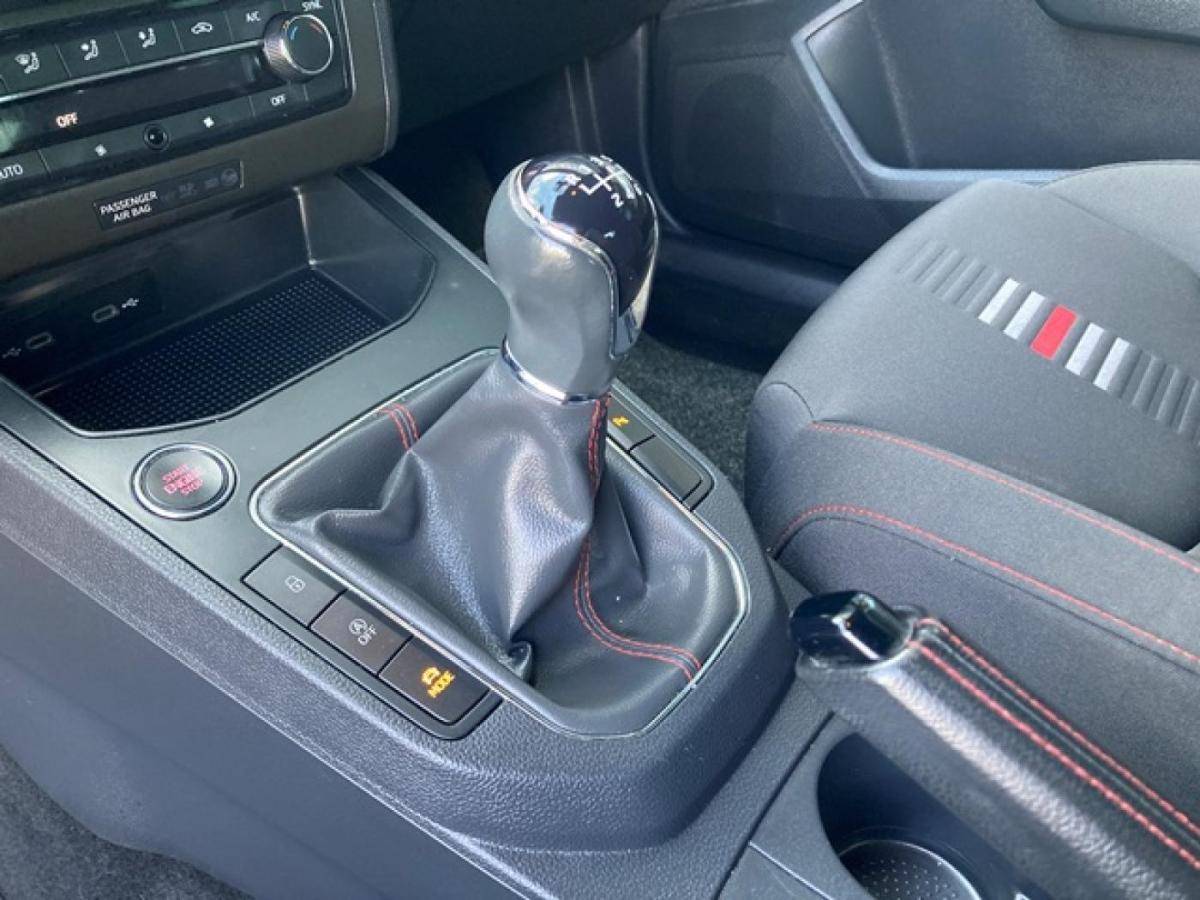 seat-ibiza-2021-gasolina-999cc