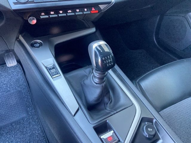 peugeot-308-2022-diesel-1499cc
