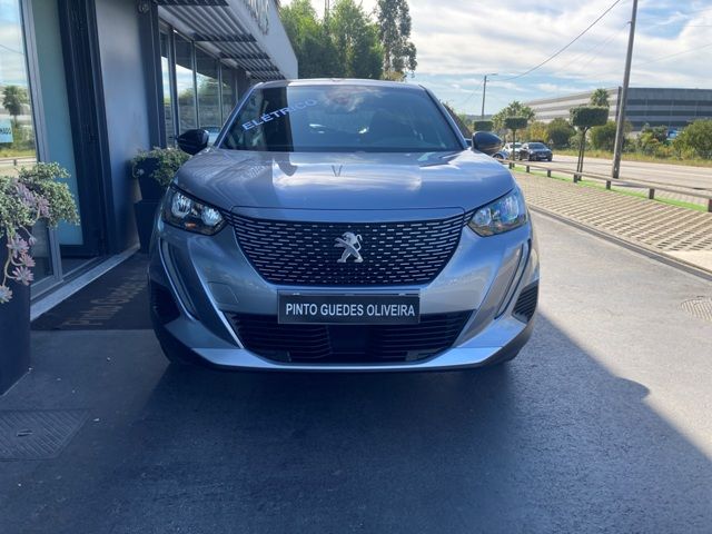 peugeot-e-2008-2023-eletrico-0cc