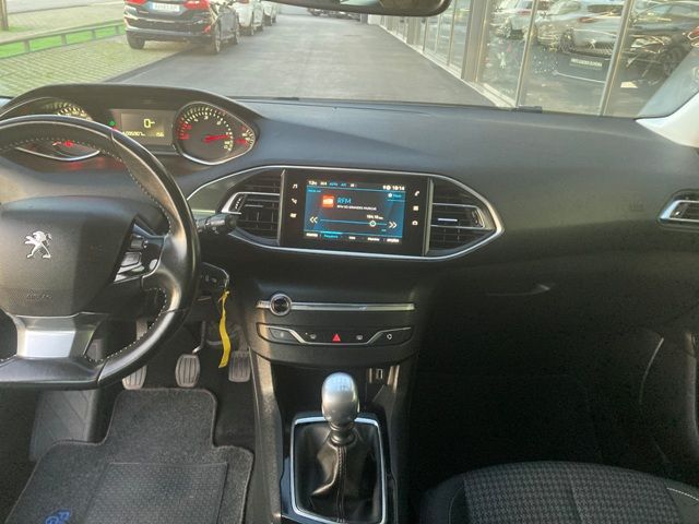 peugeot-308-2019-diesel-1499cc