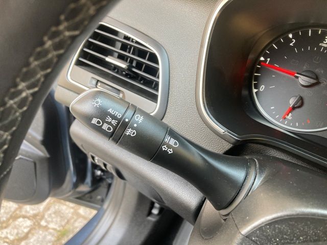 renault-megane-sport-tourer-2022-diesel-1461cc