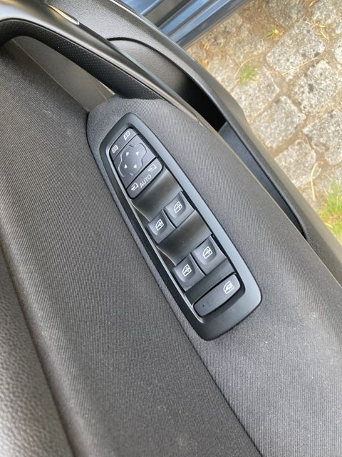 renault-megane-sport-tourer-2022-diesel-1461cc