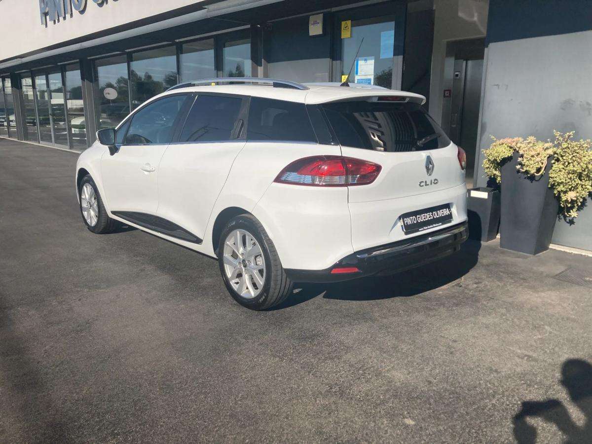 renault-clio-sport-tourer-2019-diesel-1461cc