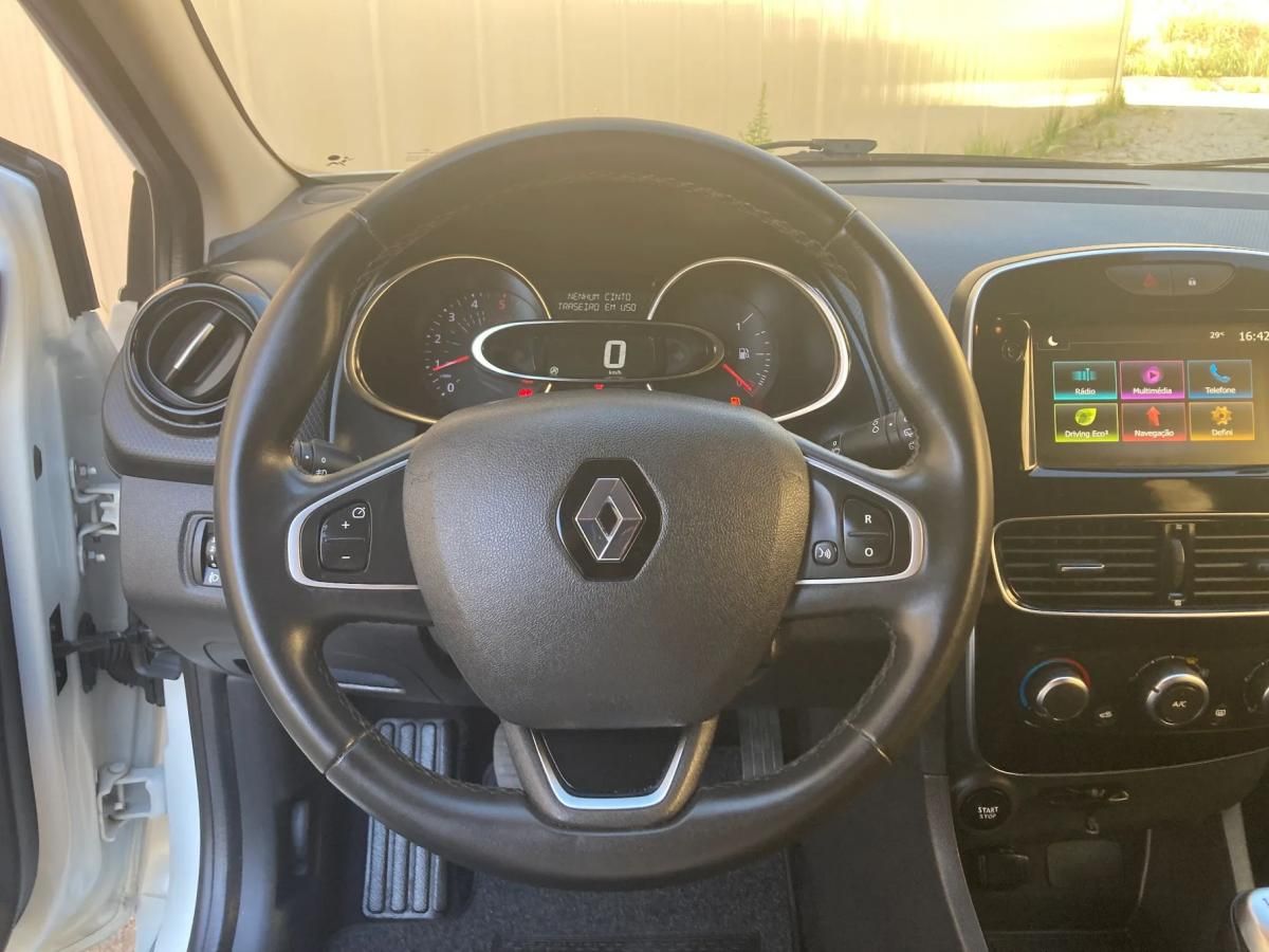 renault-clio-sport-tourer-2019-diesel-1461cc