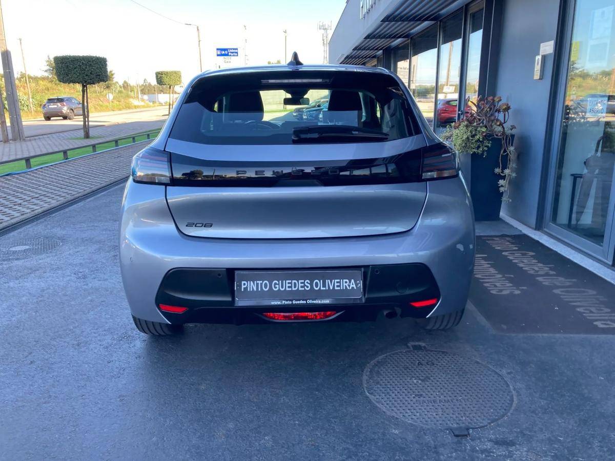 peugeot-208-2024-gasolina-1199cc