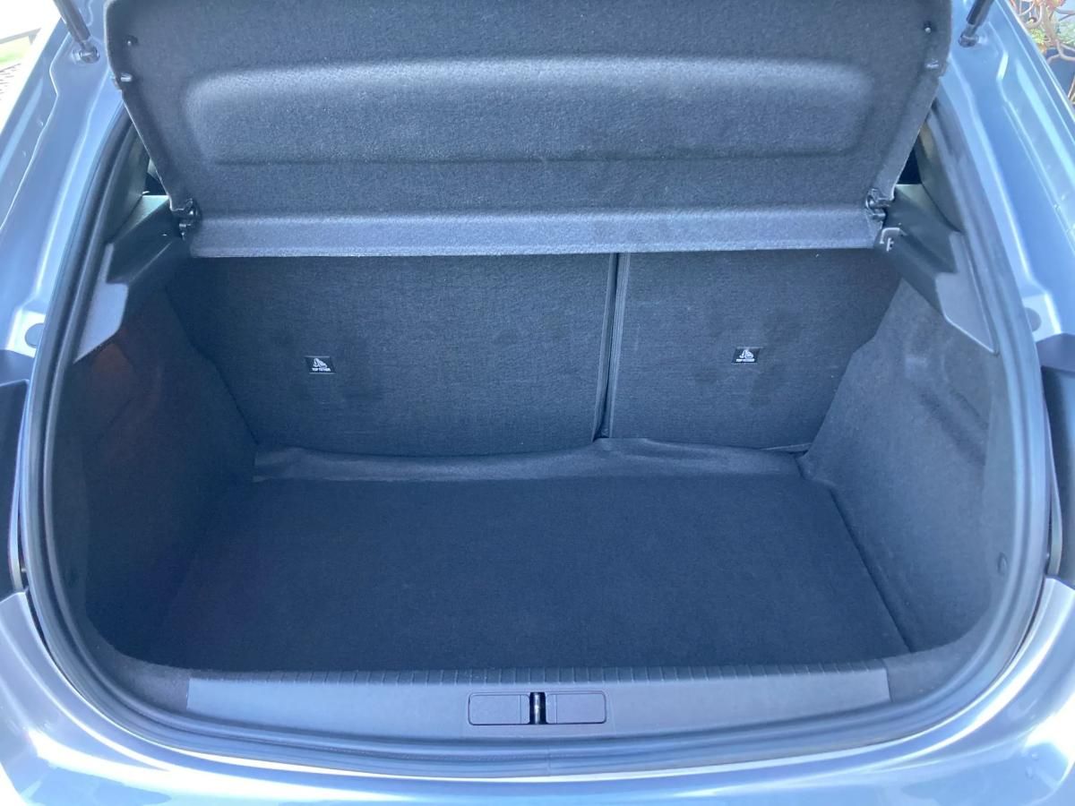 peugeot-208-2024-gasolina-1199cc