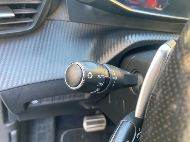 peugeot-2008-2022-diesel-1499cc