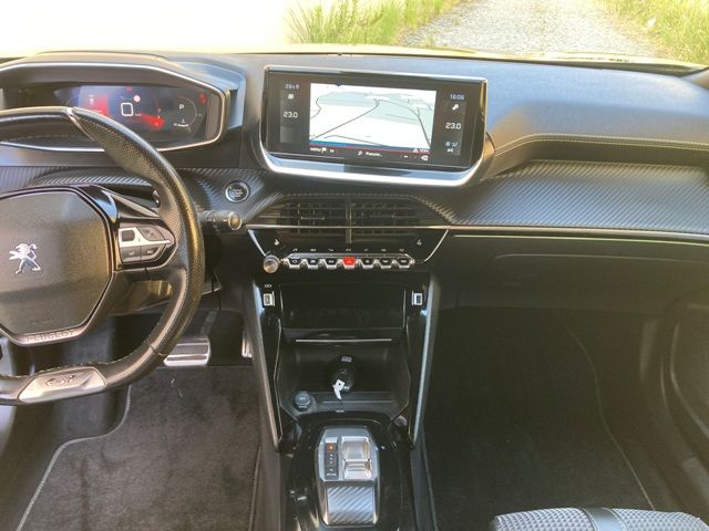 peugeot-2008-2022-diesel-1499cc