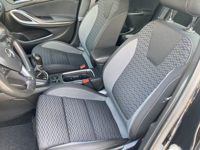 opel-astra-sport-tourer-2021-diesel-1496cc