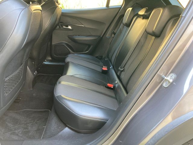 peugeot-2008-2023-diesel-1499cc