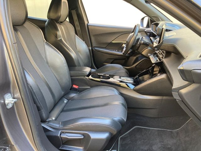 peugeot-2008-2023-diesel-1499cc