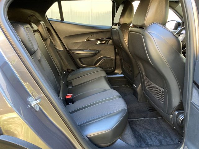peugeot-2008-2023-diesel-1499cc