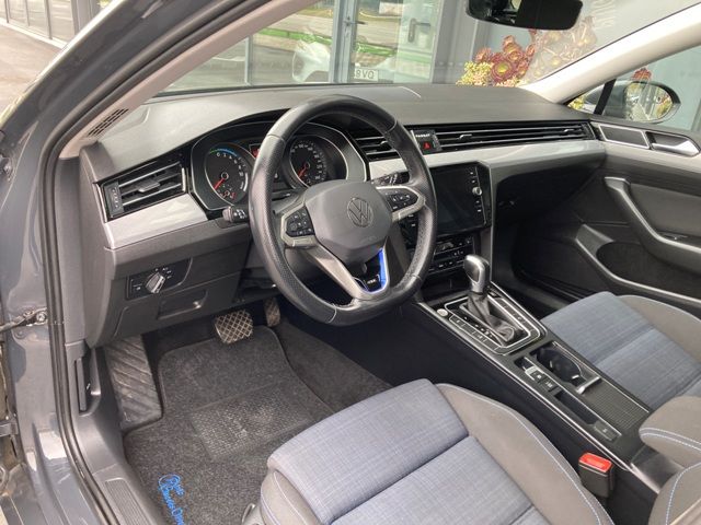 volkswagen-passat-variant-2021-hibrido-a-gasolina-1395cc