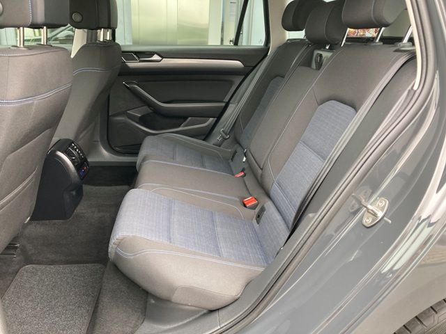 volkswagen-passat-variant-2021-hibrido-a-gasolina-1395cc