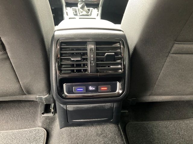 volkswagen-passat-variant-2021-hibrido-a-gasolina-1395cc