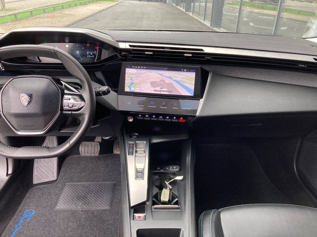 peugeot-308-sw-2022-diesel-1499cc