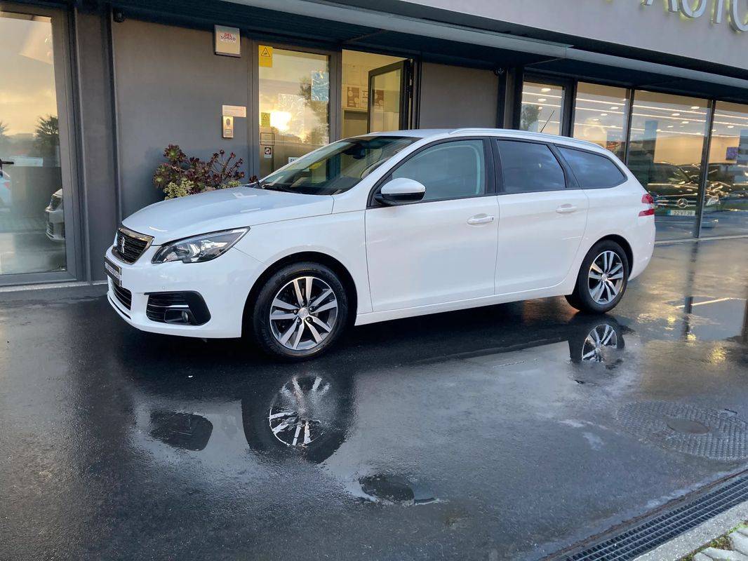 peugeot-308-sw-2021-diesel-1499cc